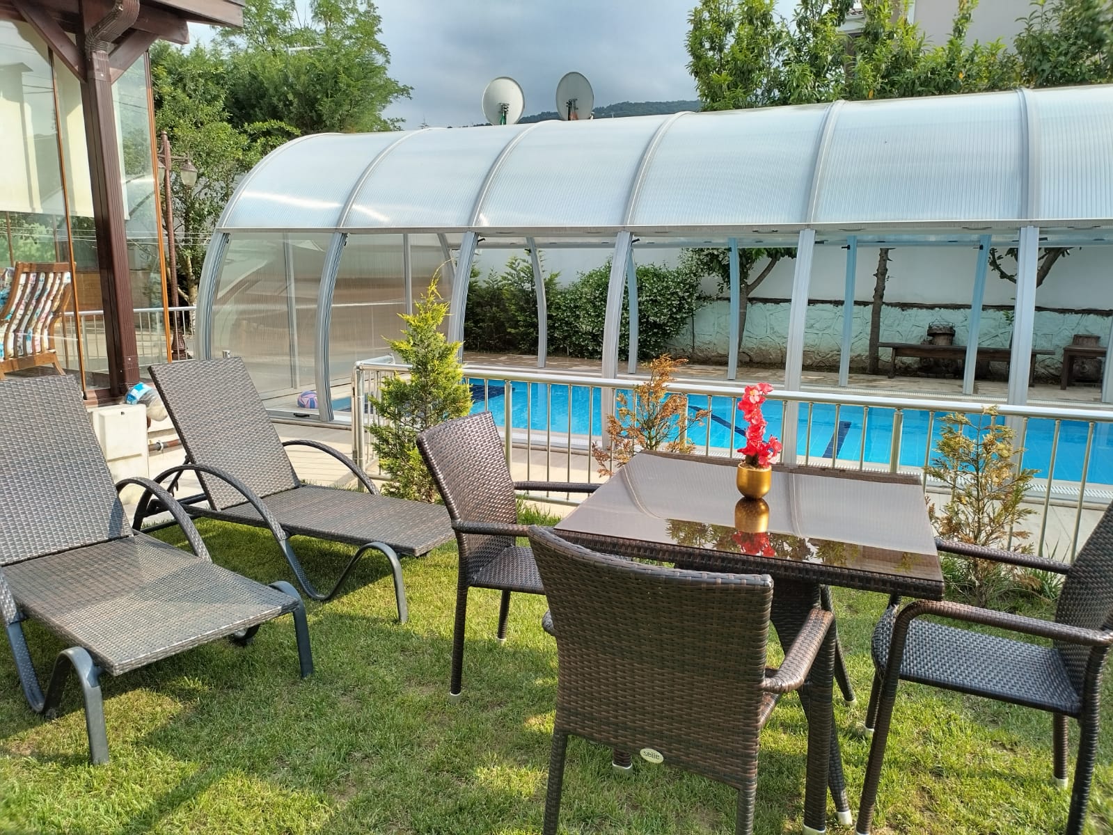 Villa Nur Exterior 2